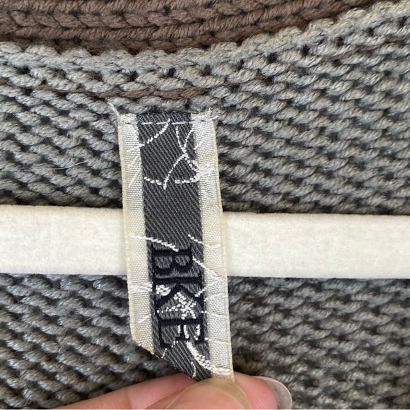 BKE Buckle Womens Medium Cardigan Sweater Brown Beige V Neck Button Front Cozy. - Picture 7 of 11